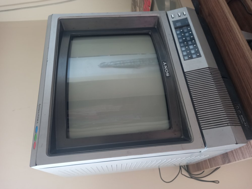 Sony Trinitron CRT TV, example of cathode ray tube screen for RGB Dual