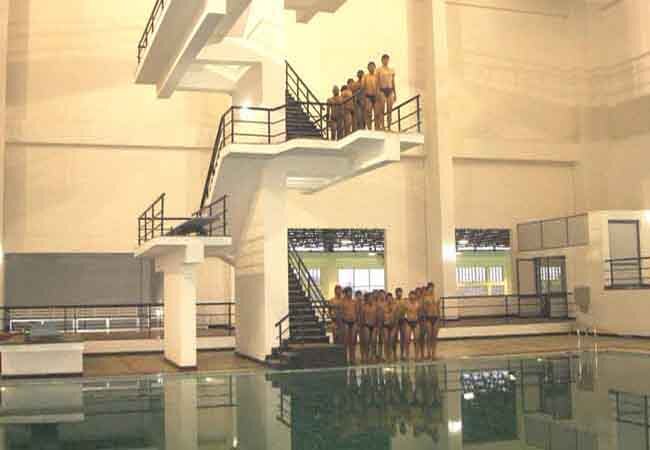 Piscina municipal en Ezhimala, solución local para motivar a adolescentes al deporte y la actividad física